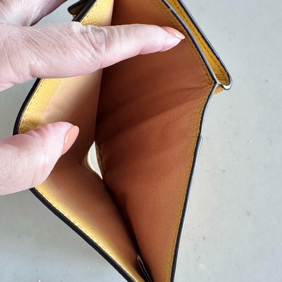 EUC COACH Yellow Medium Corner Zip Wallet - Picture 5 of 6